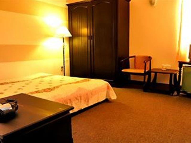 7S Hotel Cuong Long Nha Trang Buitenkant foto