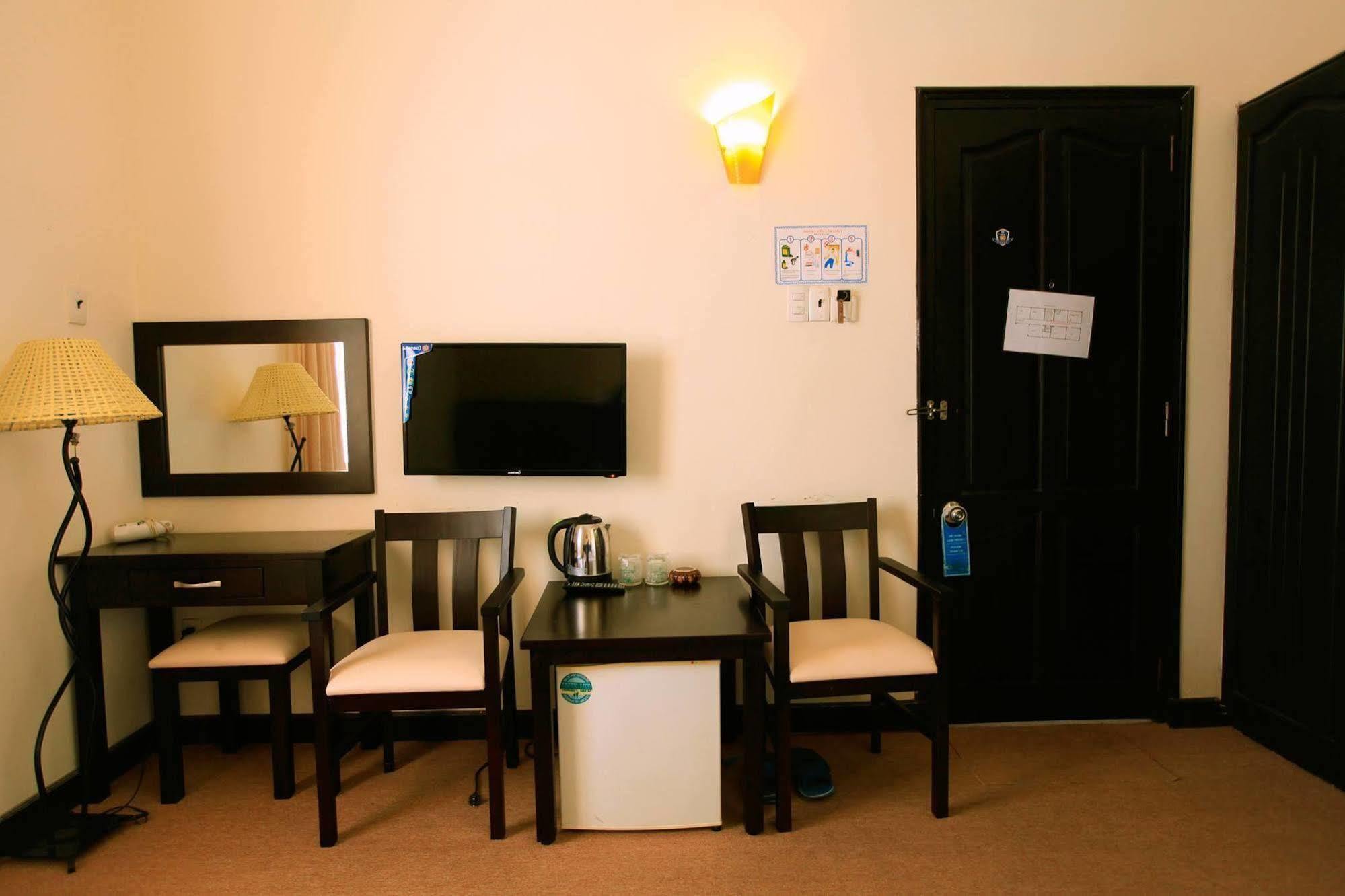 7S Hotel Cuong Long Nha Trang Buitenkant foto
