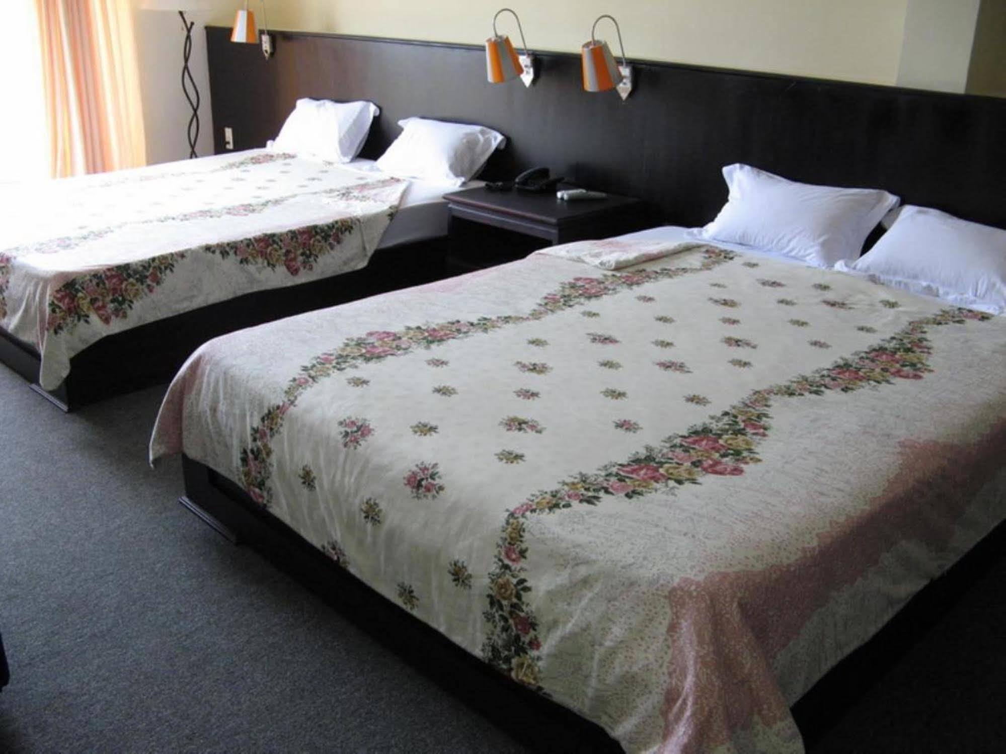 7S Hotel Cuong Long Nha Trang Buitenkant foto